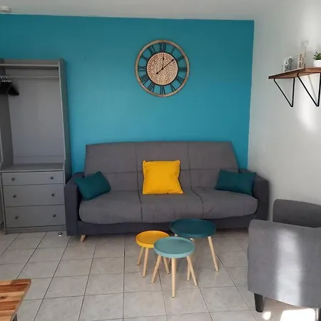 Appart 2/4 Pers Proche Centre Avec Balcon, Parking Narbonne Exterior photo