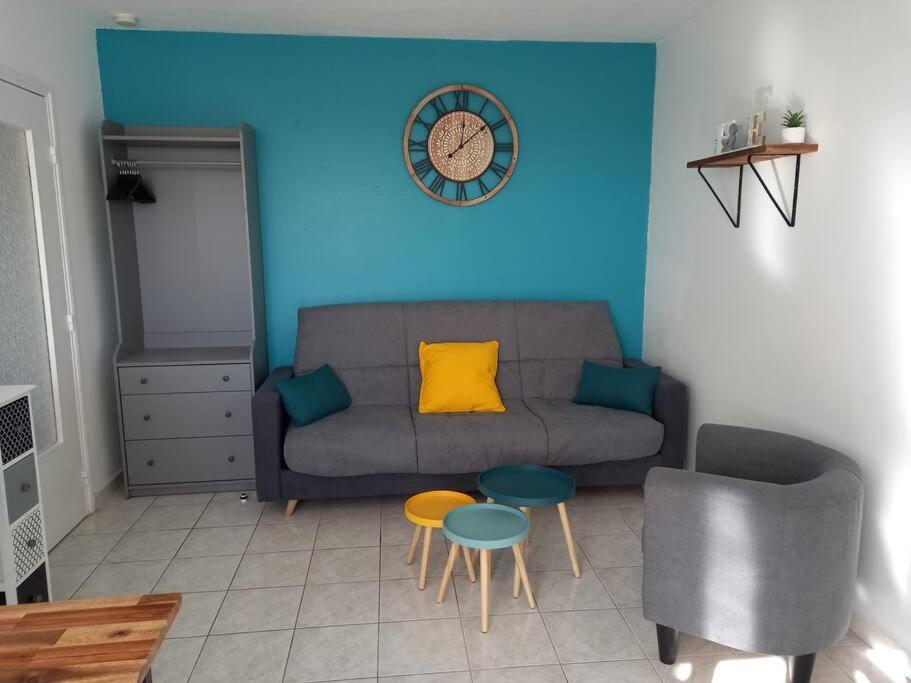 Apartment 2/4 Pers Proche Centre Avec Balcon, Parking